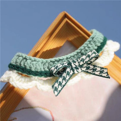 Hand-Knitted Collar for Cats